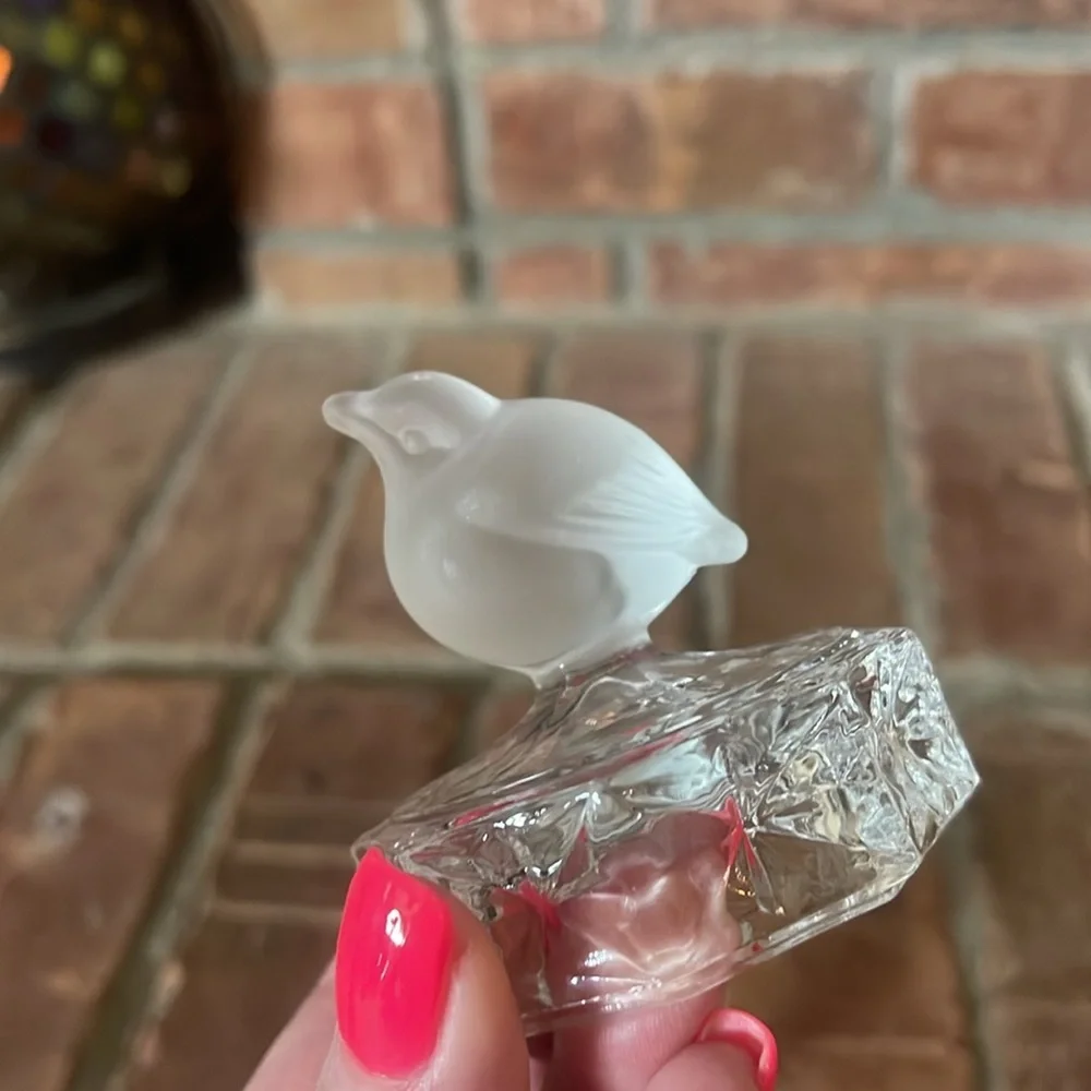 Vtg Pressed Glass Frosted Bird Trinket Box
